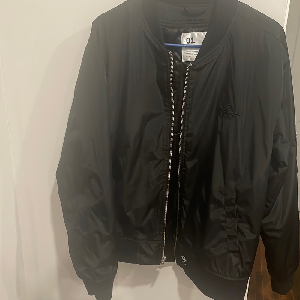 Bomber jacket